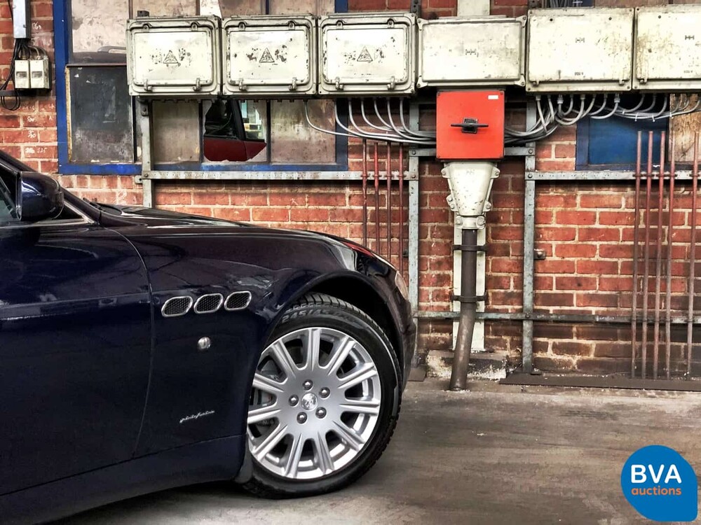 Maserati Quattroporte 4.2 V8 400 PS ZF Automatik 2007, J-377-PP.