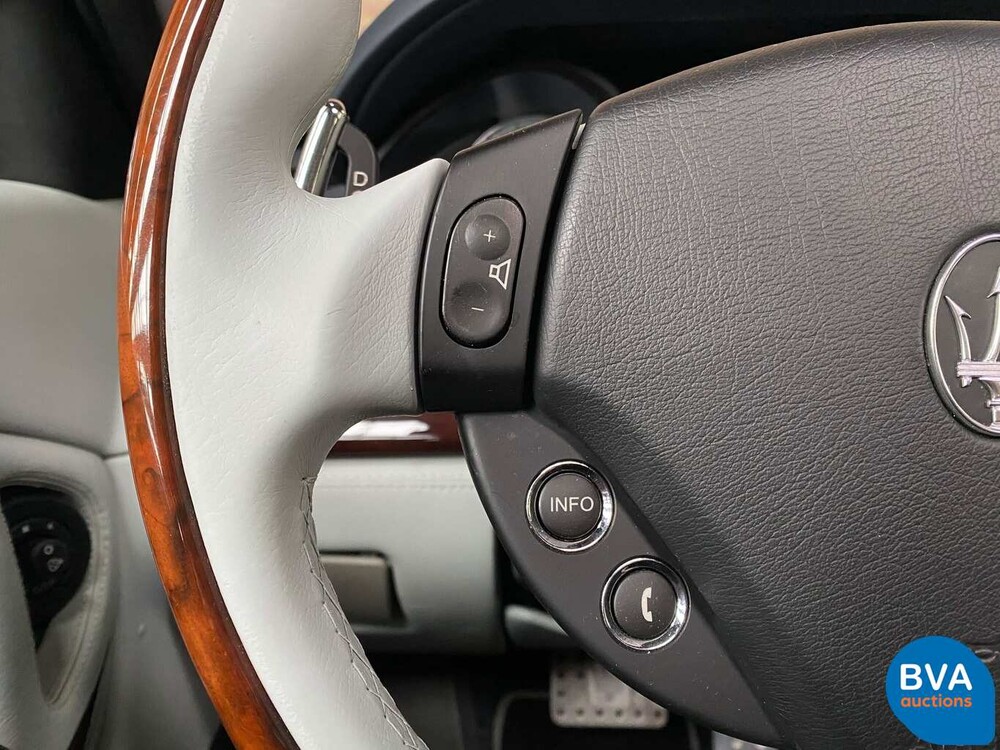 Maserati Quattroporte 4.2 V8 400 PS ZF Automatik 2007, J-377-PP.