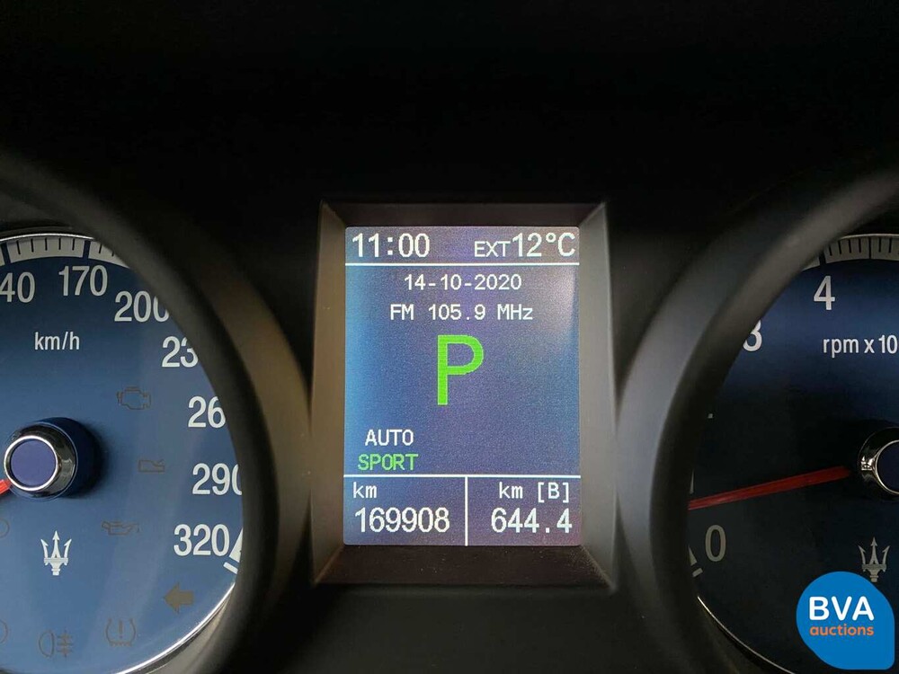 Maserati Quattroporte 4.2 V8 400 PS ZF Automatik 2007, J-377-PP.