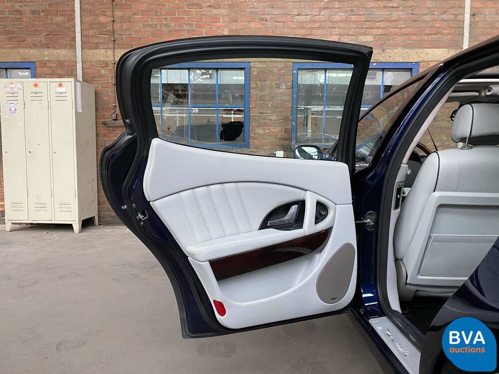 Maserati Quattroporte 4.2 V8 400 PS ZF Automatik 2007, J-377-PP.