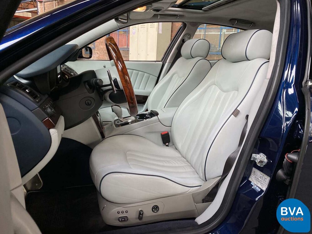 Maserati Quattroporte 4.2 V8 400 PS ZF Automatik 2007, J-377-PP.