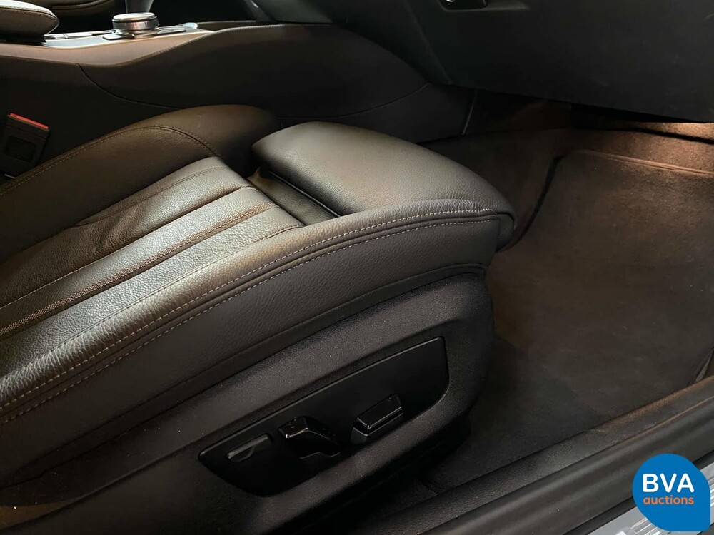 BMW 520i Touring M-Sport Garantie 184pk 5-Serie 2019, G-054-TT