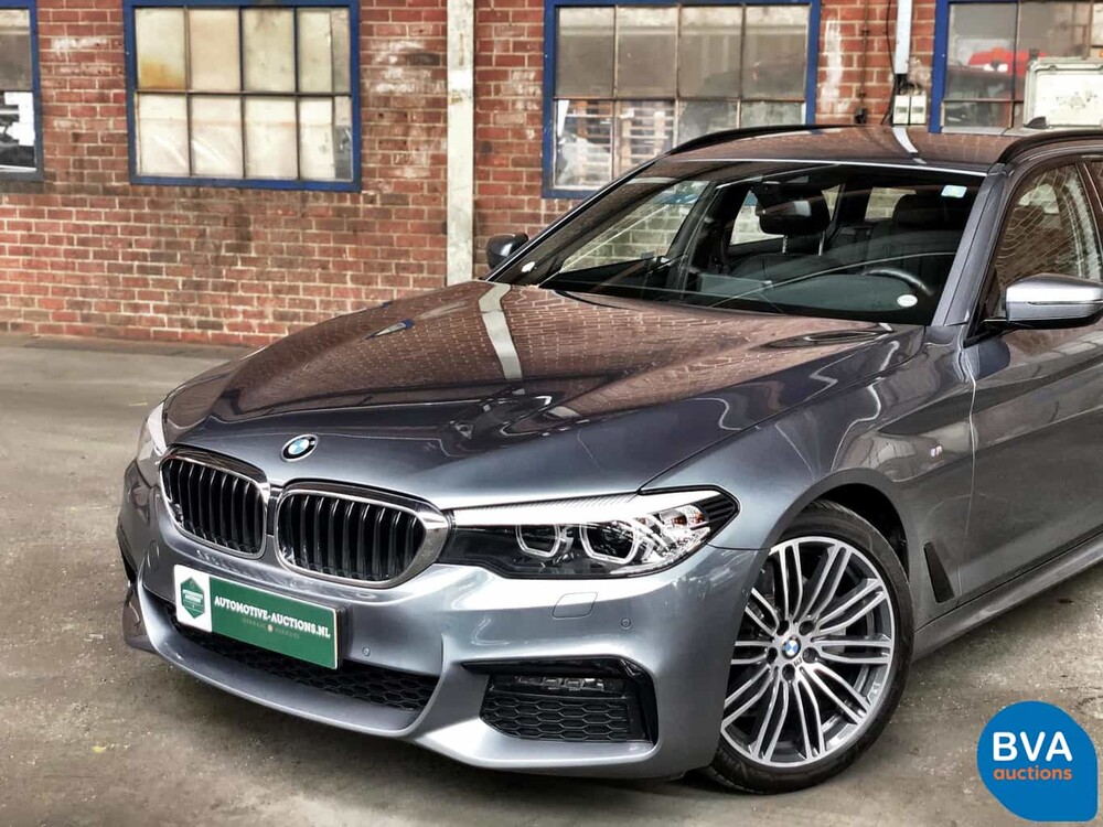 BMW 520i Touring M-Sport Garantie 184pk 5-Serie 2019, G-054-TT