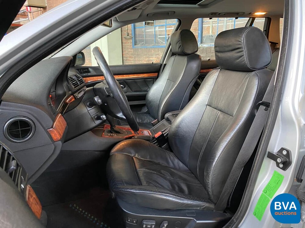 BMW Alpina B10 4.6 Touring 347pk E39 Youngtimer, NL-kenteken