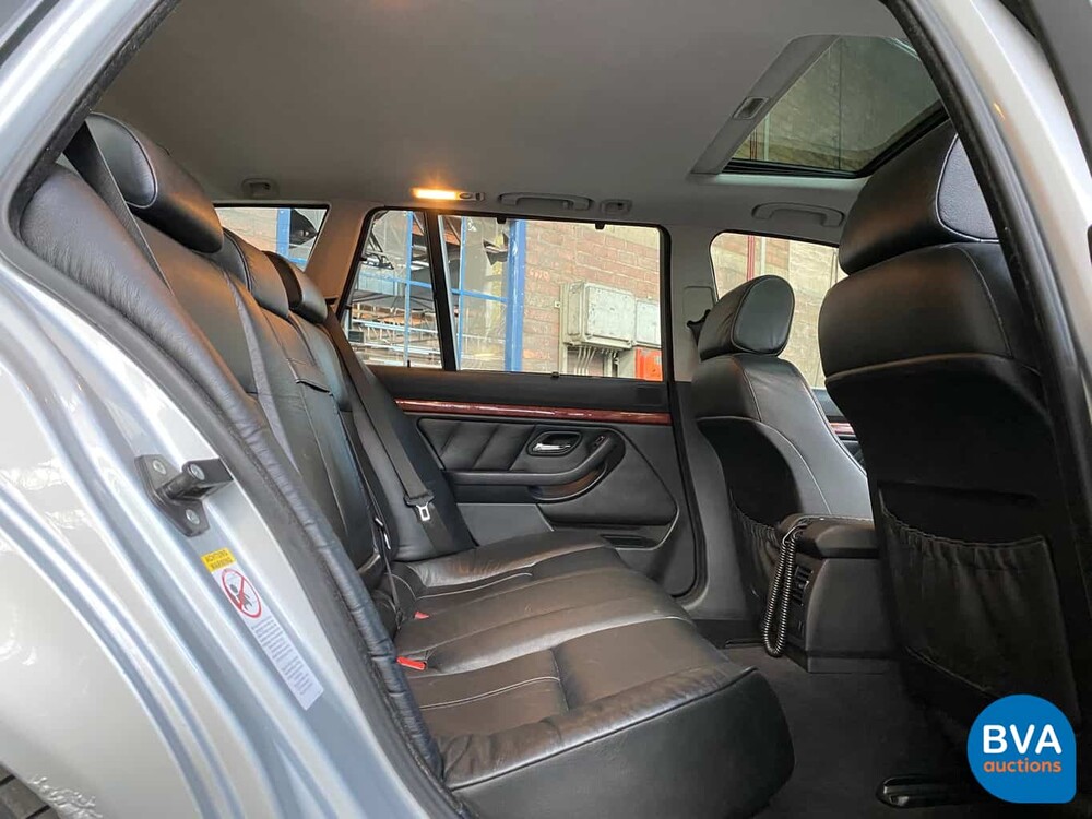 BMW Alpina B10 4.6 Touring 347pk E39 Youngtimer, NL-kenteken