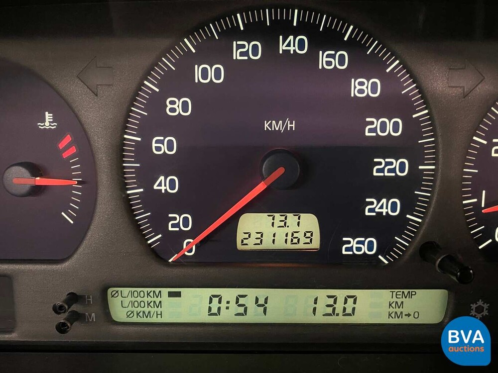 Volvo V70 T5 R 2.3 AWD 239pk 1997, G-747-VG