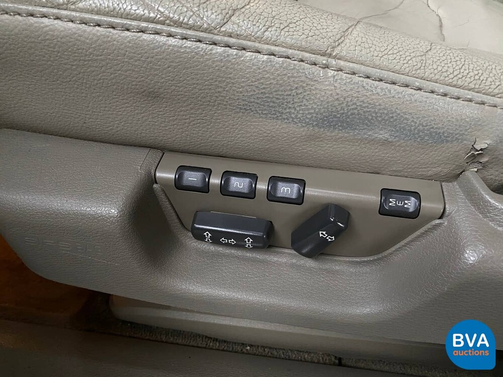 Volvo XC90 2.9 T6 Geartronic4 272pk 2003 Origineel NL, 79-LP-FZ