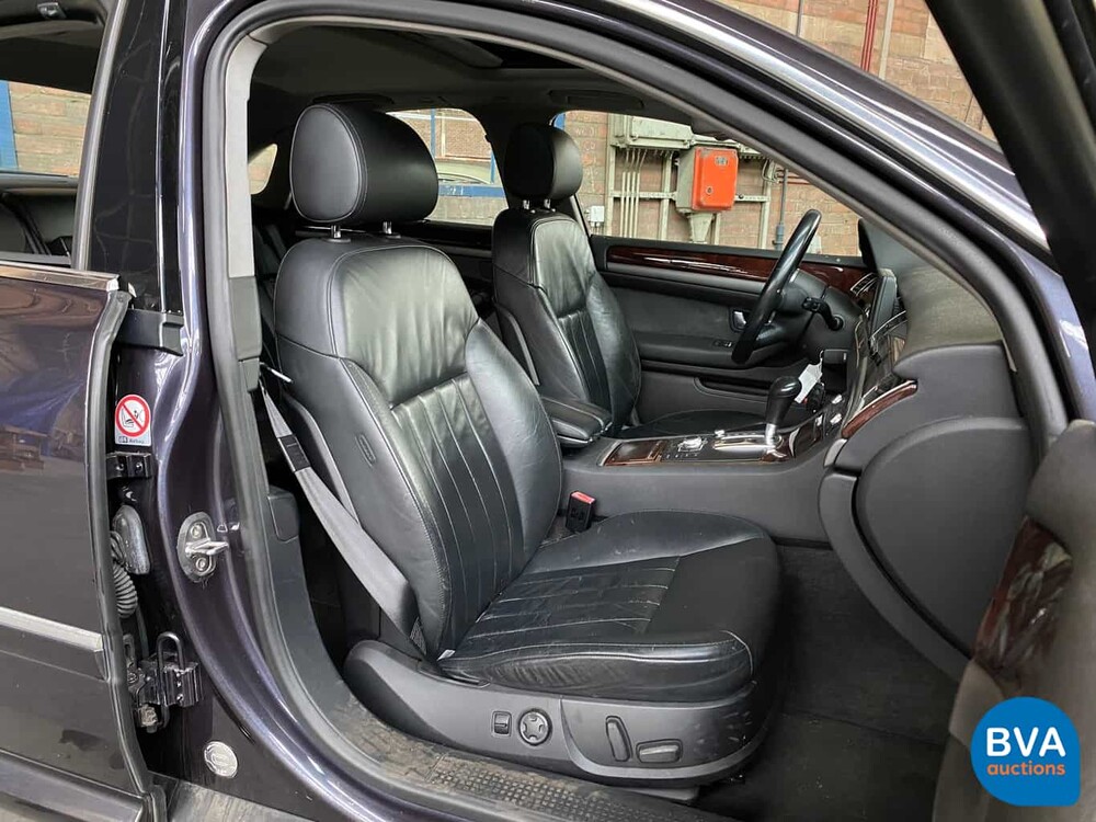 Audi A8 3.7 V8 Quattro Exclusive 280 PS 2003, TP-578-L.