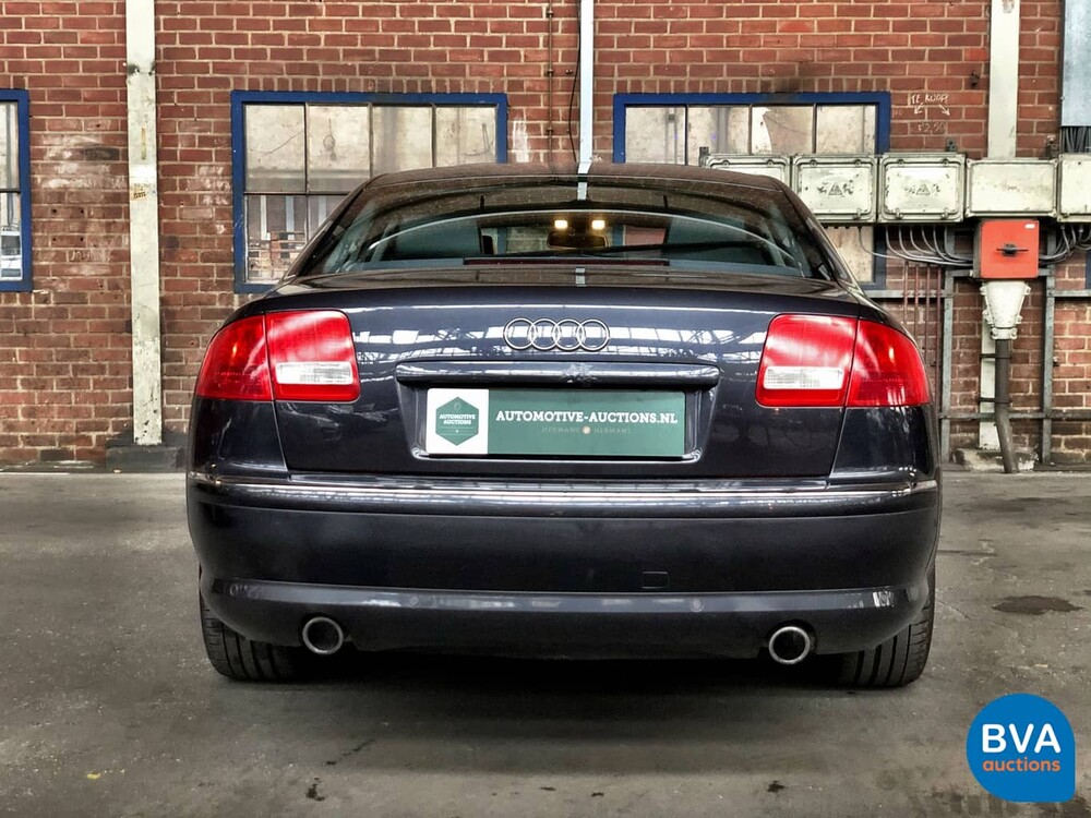 Audi A8 3.7 V8 Quattro Exclusive 280 PS 2003, TP-578-L.