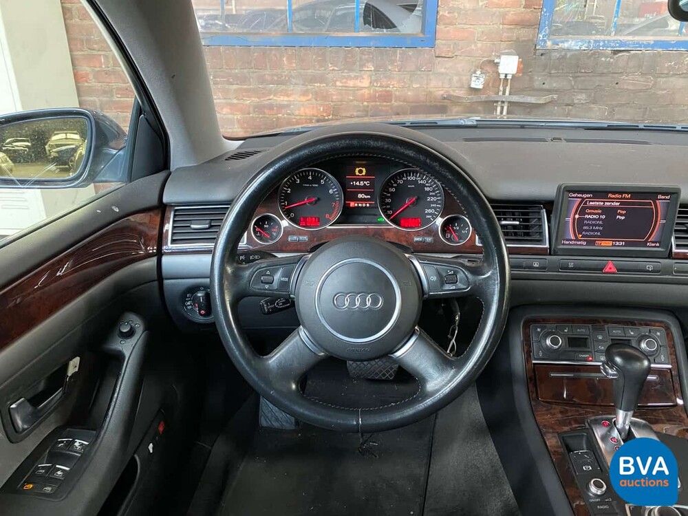 Audi A8 3.7 V8 Quattro Exclusive 280 PS 2003, TP-578-L.