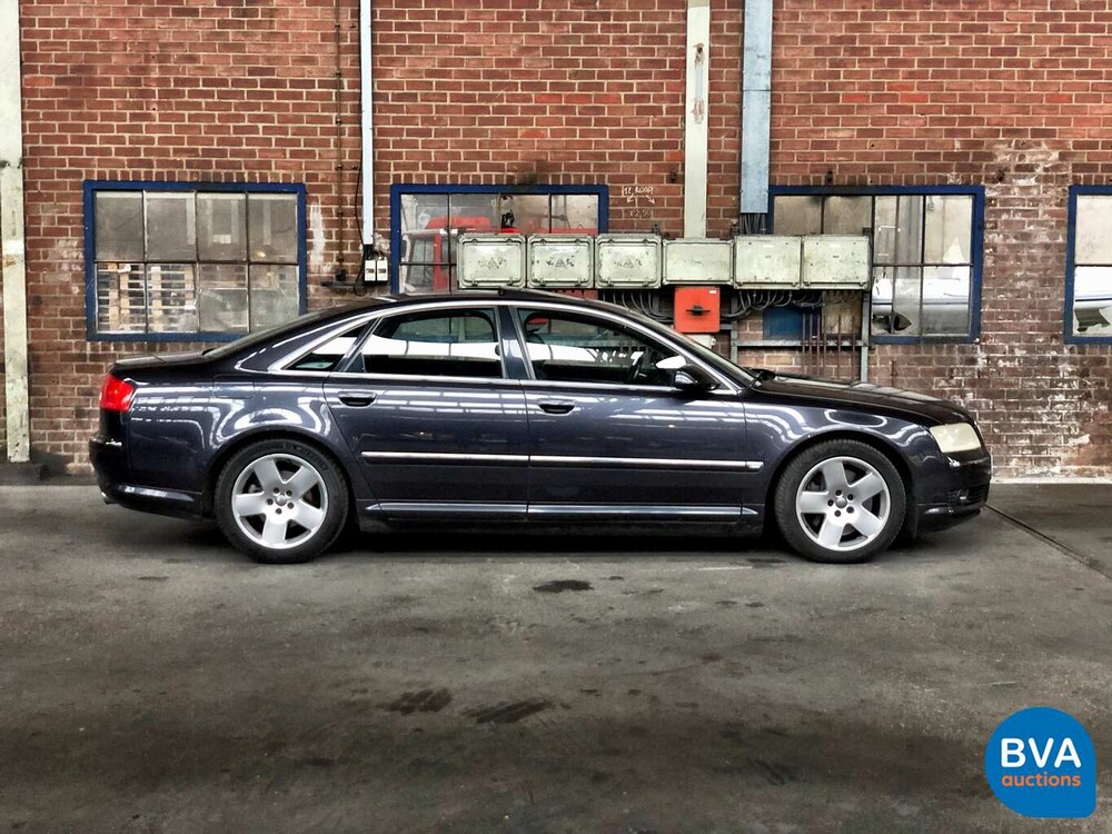 Audi A8 3.7 V8 Quattro Exclusive 280 PS 2003, TP-578-L.