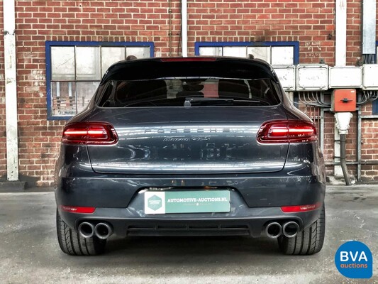 Porsche Macan GTS V6 Bi-Turbo 360hp 2016 Facelift.