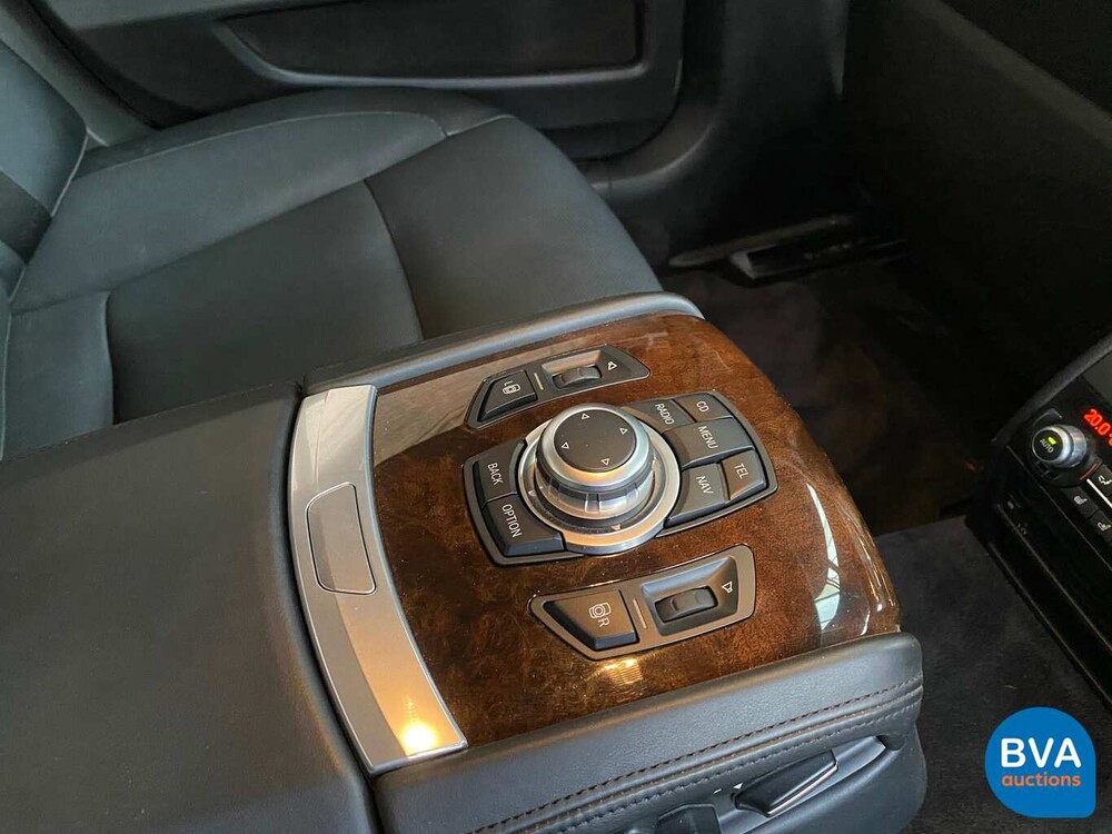 BMW 760i V12 544pk Steptronic8 7-Serie 2009, 66-LPL-2
