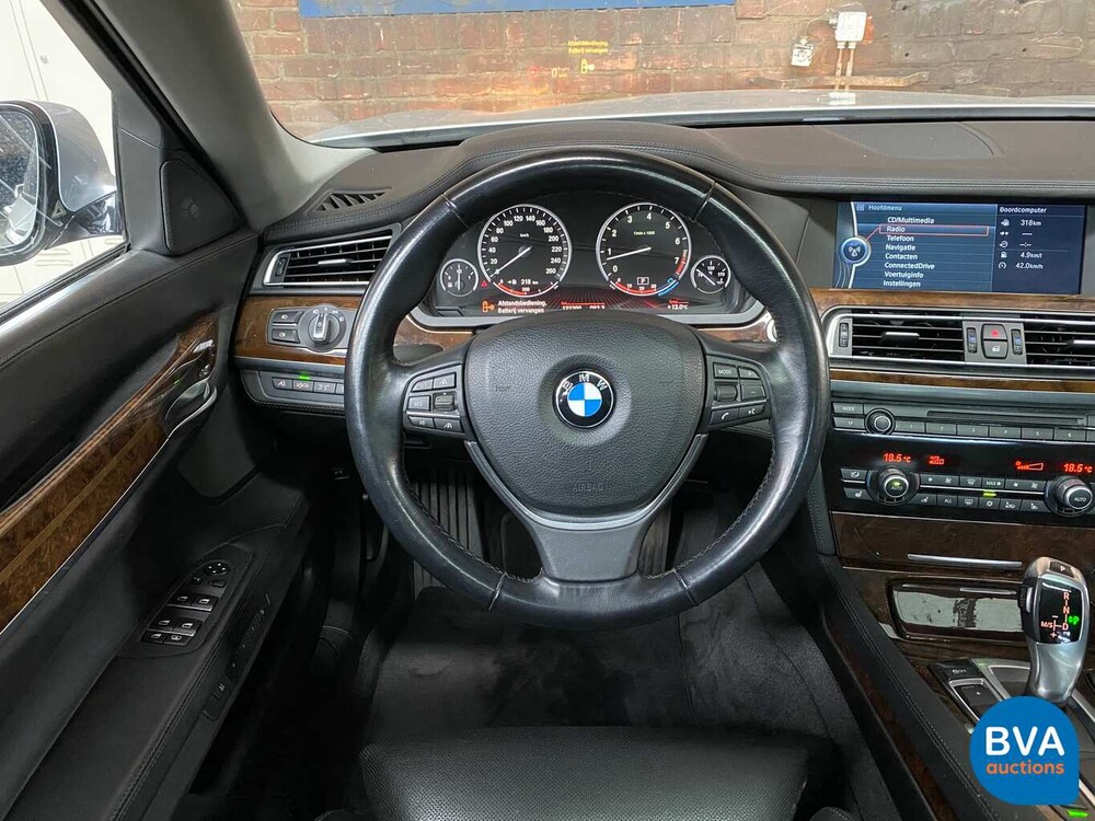 BMW 760i V12 544pk Steptronic8 7-Serie 2009, 66-LPL-2
