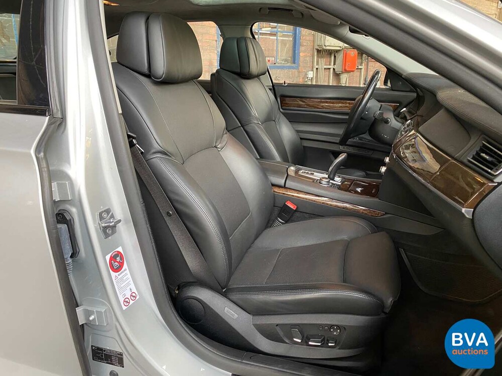 BMW 760i V12 544pk Steptronic8 7-Serie 2009, 66-LPL-2