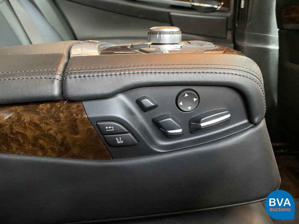BMW 760i V12 544pk Steptronic8 7-Serie 2009, 66-LPL-2