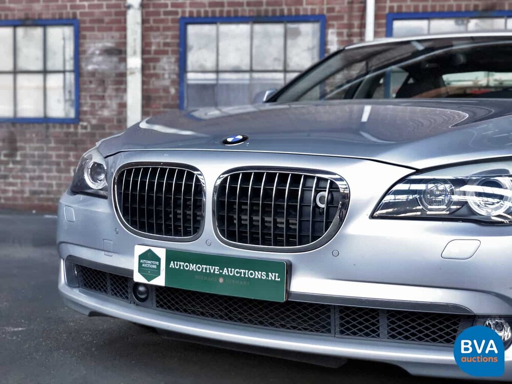 BMW 760i V12 544pk Steptronic8 7-Serie 2009, 66-LPL-2
