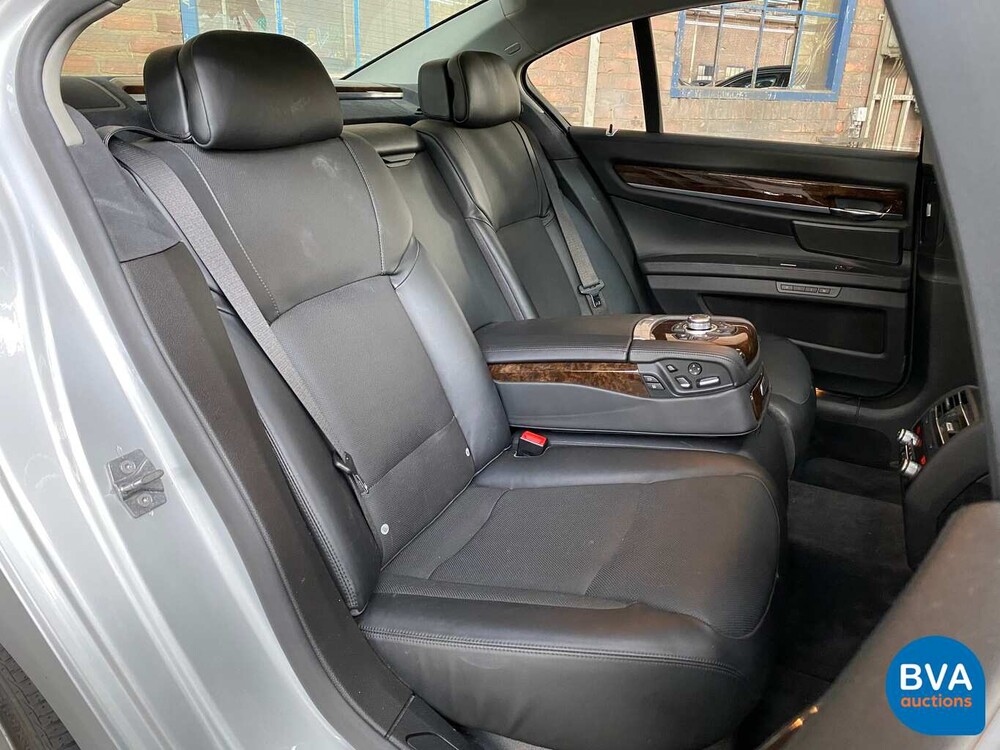 BMW 760i V12 544pk Steptronic8 7-Serie 2009, 66-LPL-2