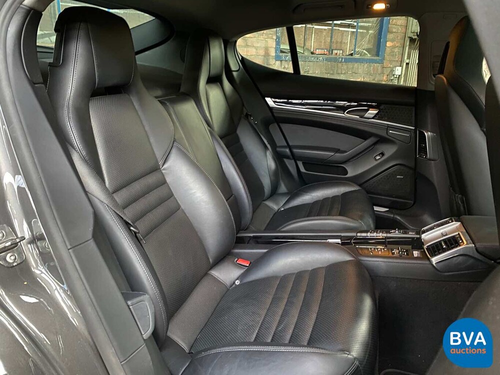Porsche Panamera 3.0 S E-Hybrid 416hp Sport-Chrono 2014 Hybrid.