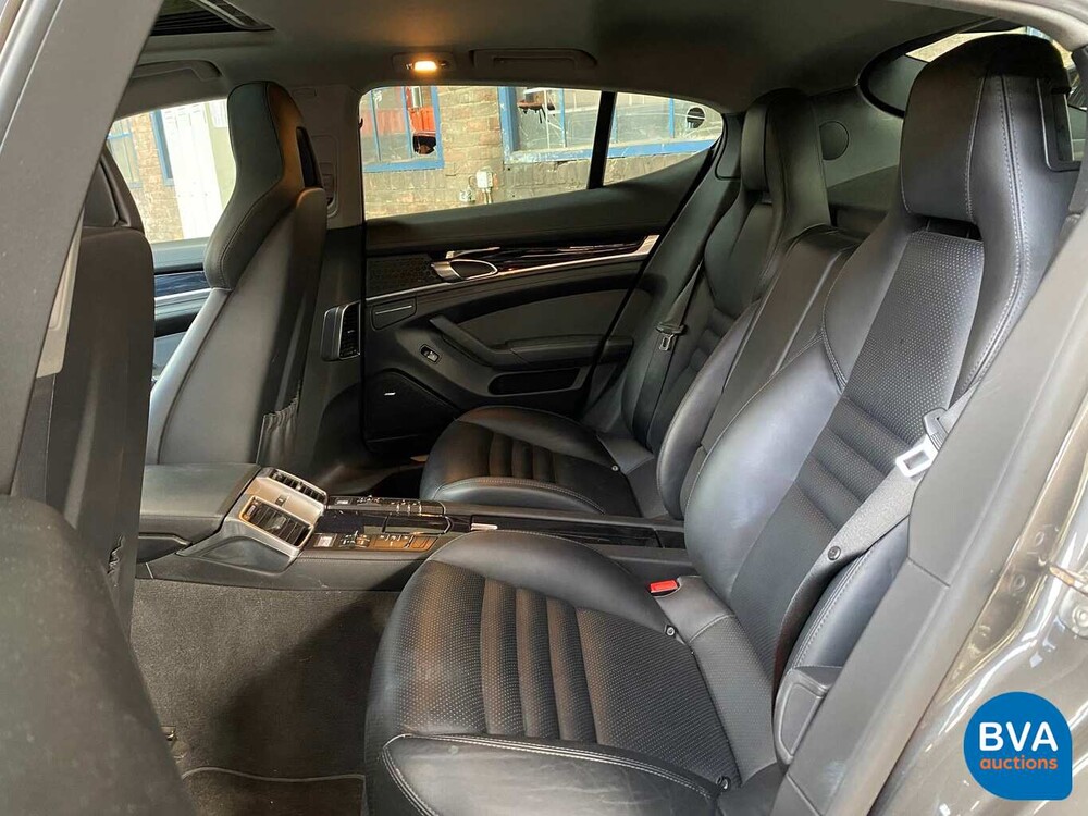 Porsche Panamera 3.0 S E-Hybrid 416hp Sport-Chrono 2014 Hybrid.
