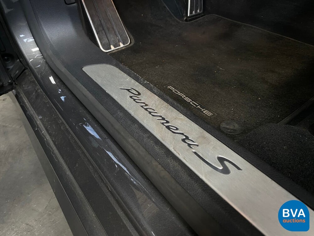 Porsche Panamera 3.0 S E-Hybrid 416hp Sport-Chrono 2014 Hybrid.