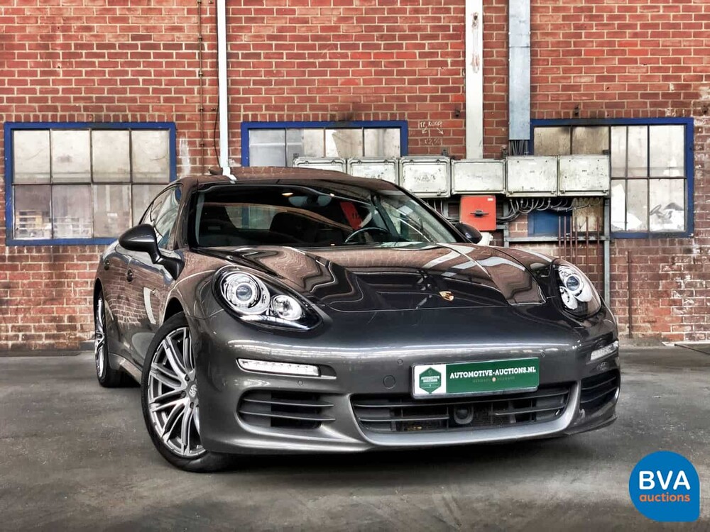 Porsche Panamera 3.0 S E-Hybrid 416hp Sport-Chrono 2014 Hybrid.