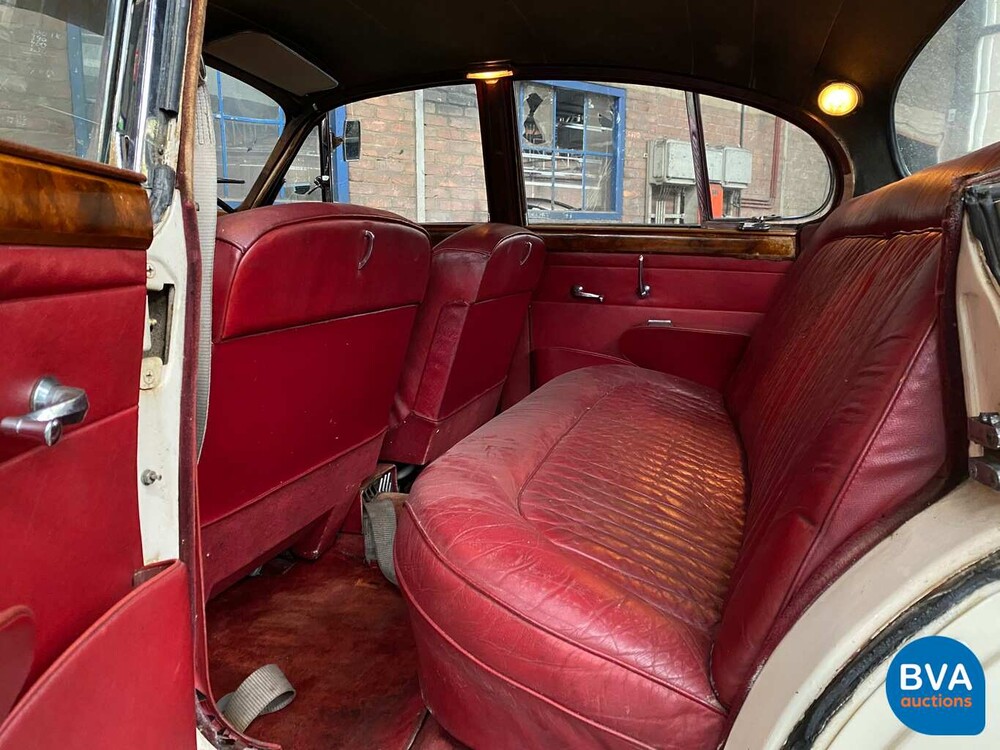 Jaguar MK2 2.4 Mark II 1961, AE-27-45