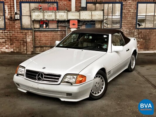 Mercedes-Benz SL500 V8 R129 Roadster SL-Class 1992.