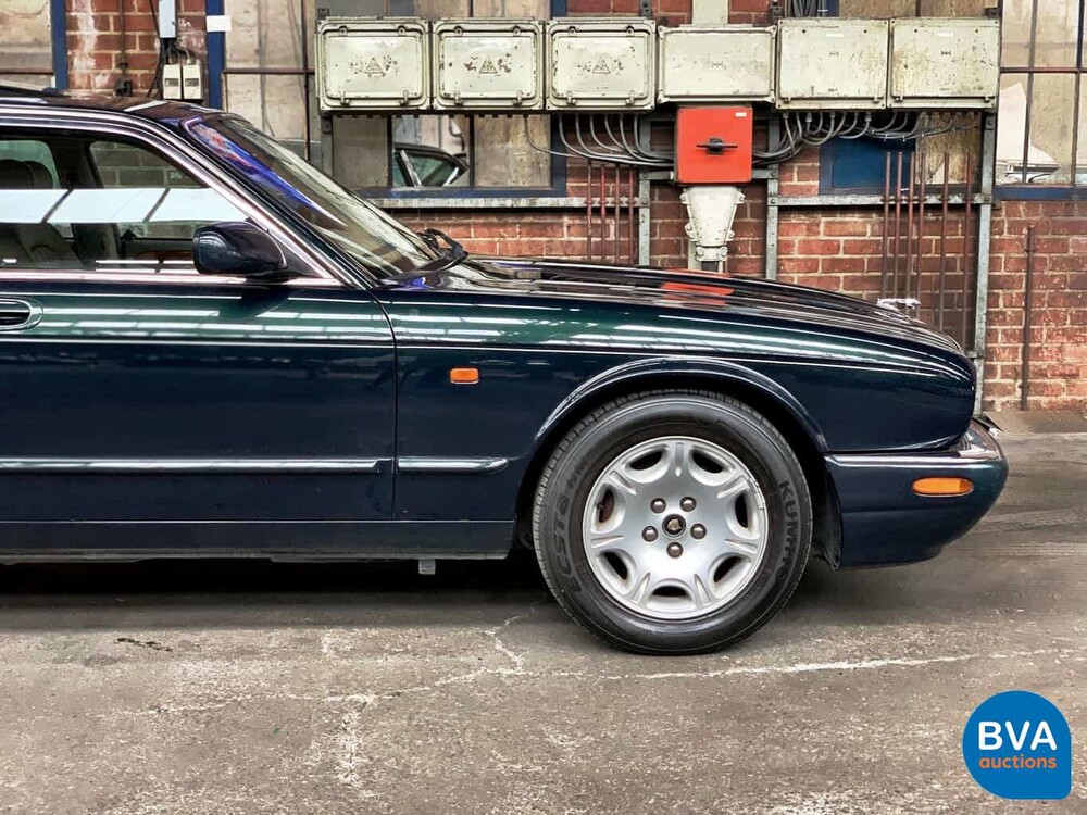 Jaguar XJ8 3.2 V8 237pk X308 2000