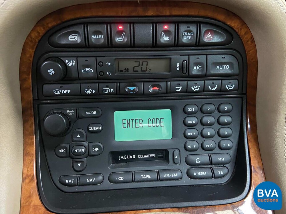 Jaguar XJ8 3.2 V8 237pk X308 2000