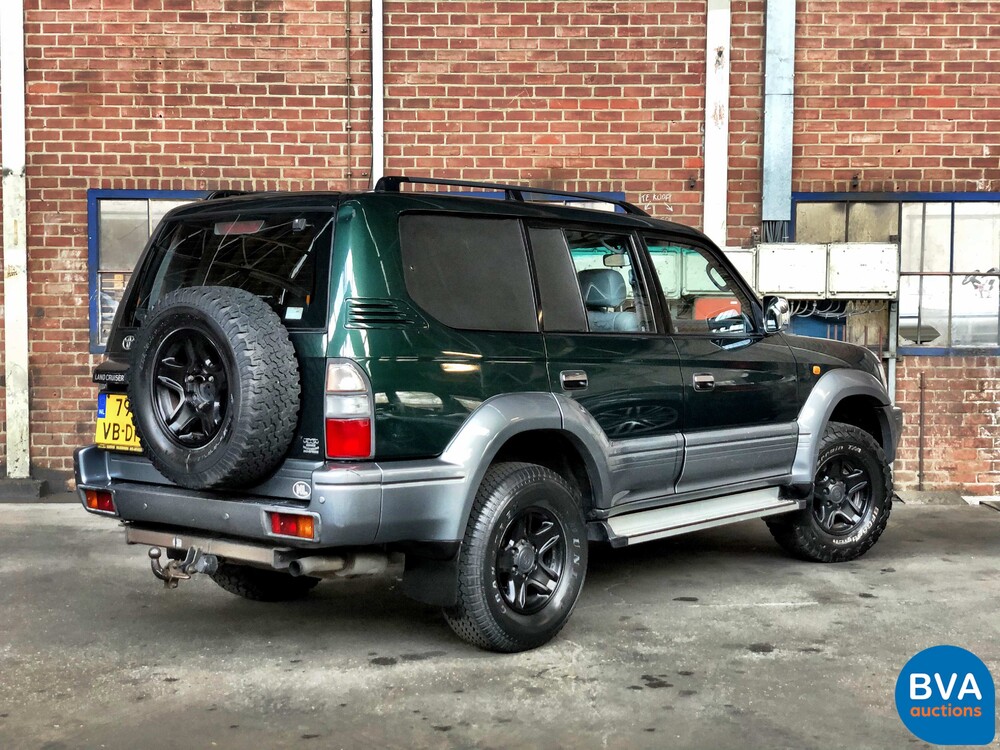 Toyota Land Cruiser 3.0 TD 5D Automatic 1998, 79-VB-DP.