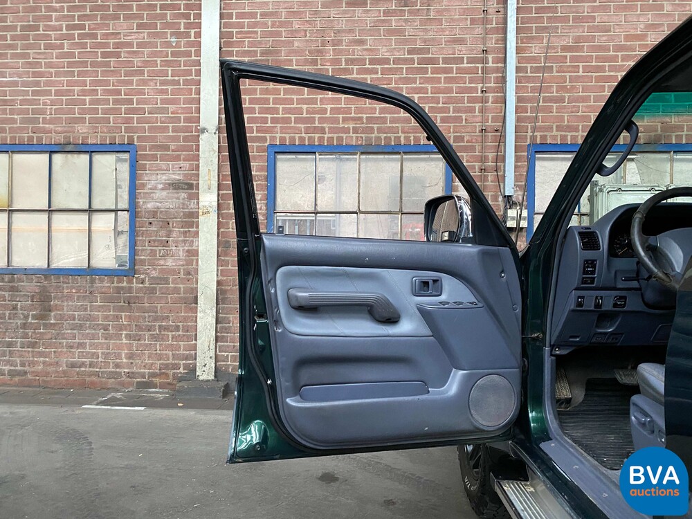 Toyota Land Cruiser 3.0 TD 5D Automatic 1998, 79-VB-DP.