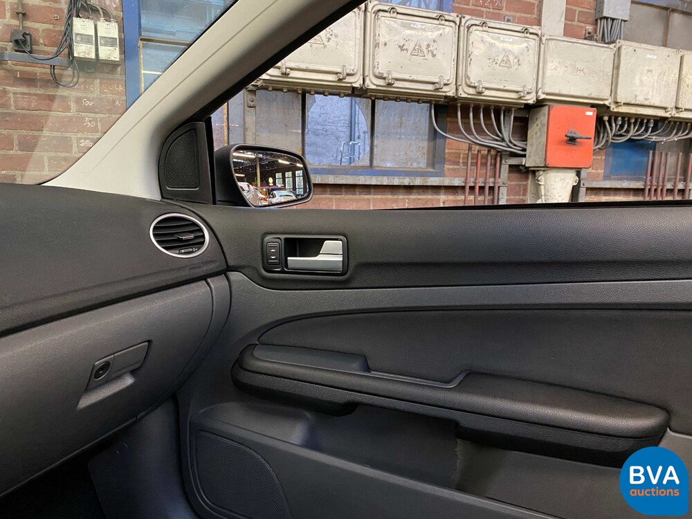 Ford Focus Coupé Cabriolet 2.0-16V Trend 2007, 65-ZB-FH