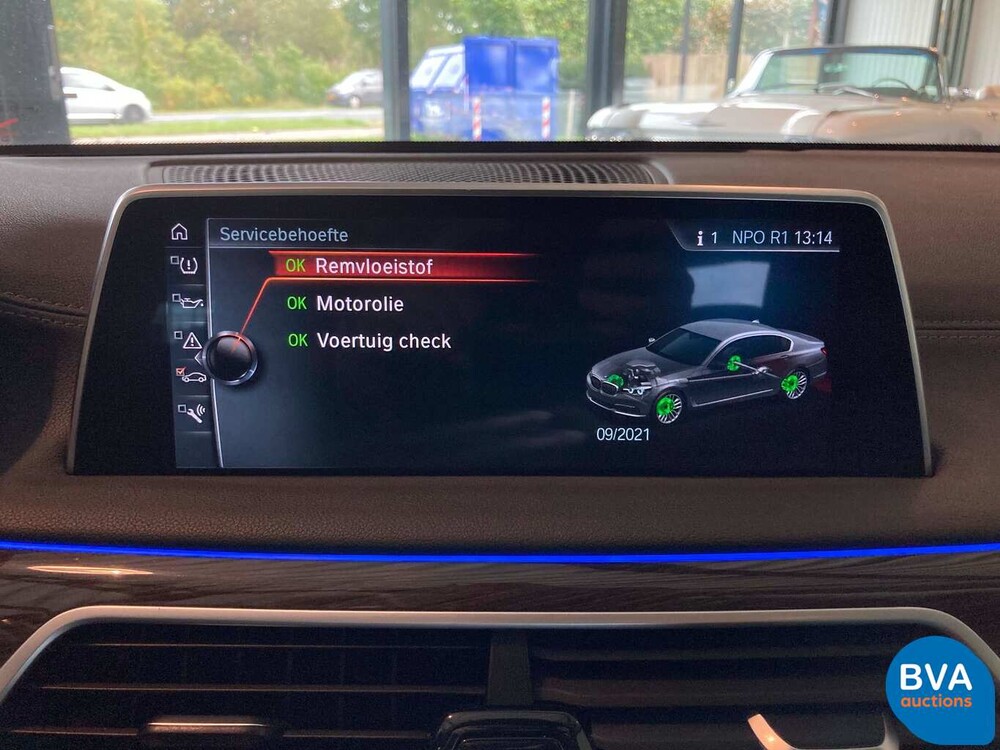 BMW 740i 326 PS Individuelle Shadow-Line Carbon NW-Modell 7er 2016.