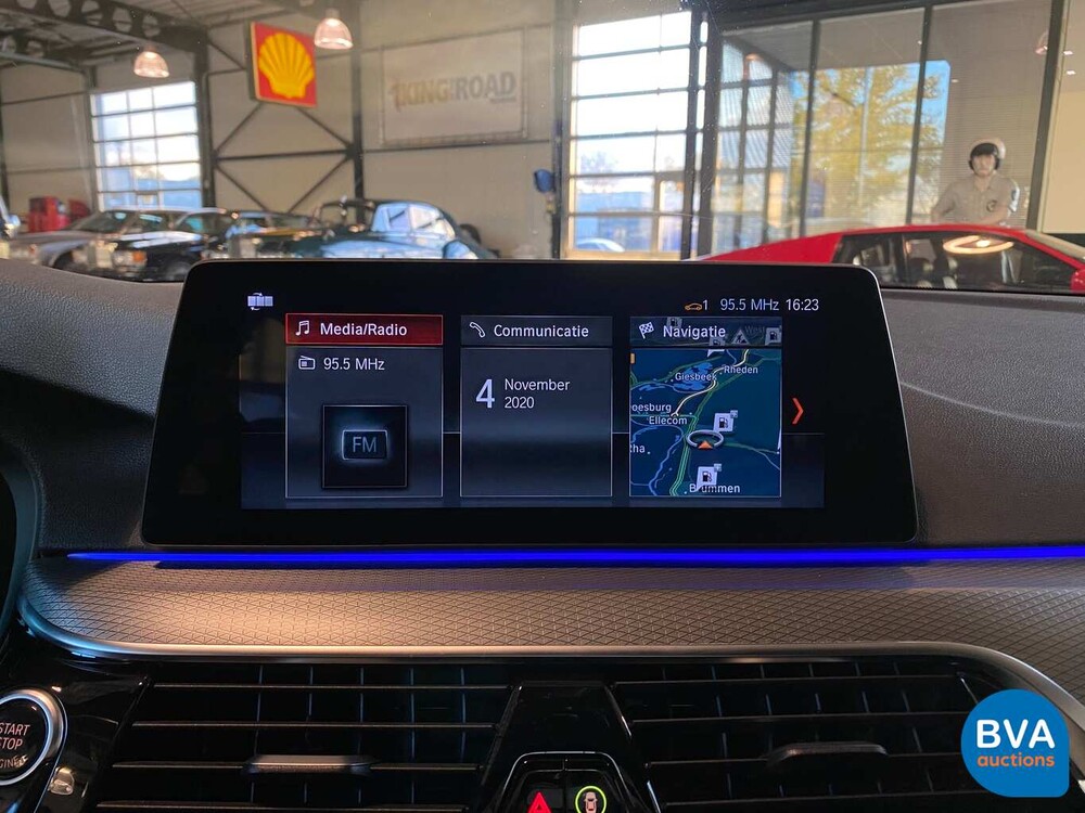 BMW 520i M-Sport Sedan 184hp 2018 -Org NL- 5-Series, SL-177-T.