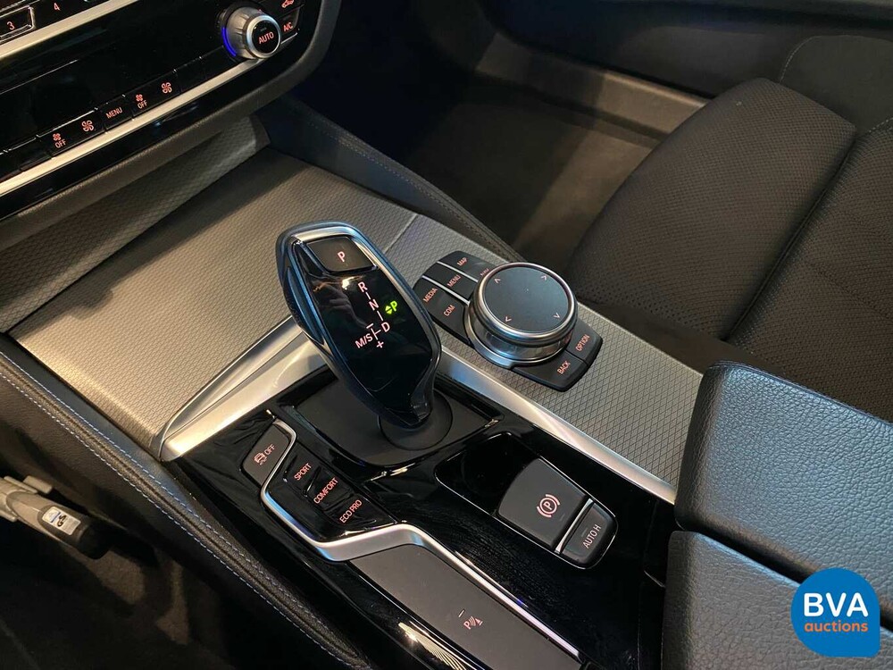 BMW 520i M-Sport Sedan 184hp 2018 -Org NL- 5-Series, SL-177-T.