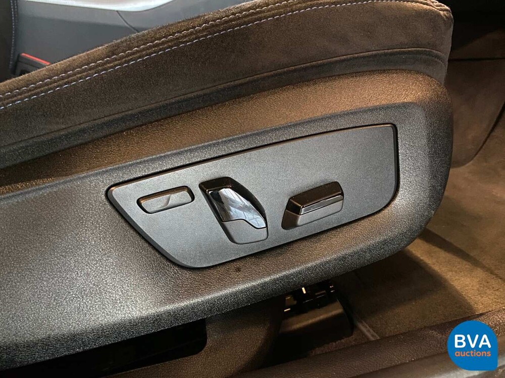 BMW 520i M-Sport Sedan 184hp 2018 -Org NL- 5-Series, SL-177-T.