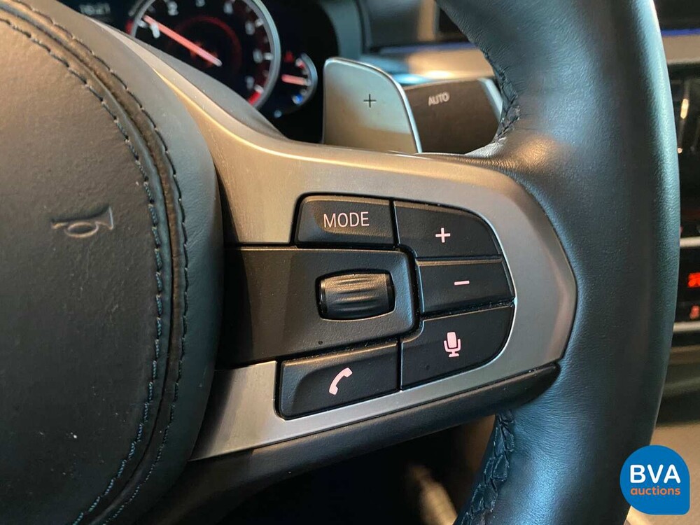 BMW 520i M-Sport Sedan 184hp 2018 -Org NL- 5-Series, SL-177-T.