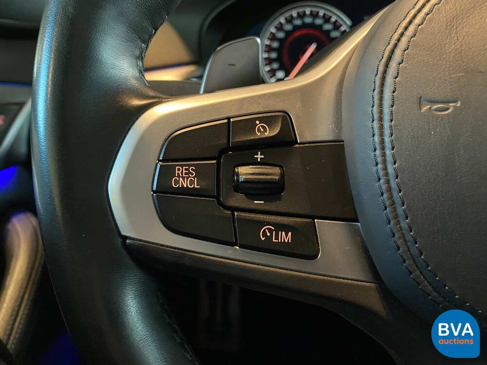 BMW 520i M-Sport Sedan 184hp 2018 -Org NL- 5-Series, SL-177-T.