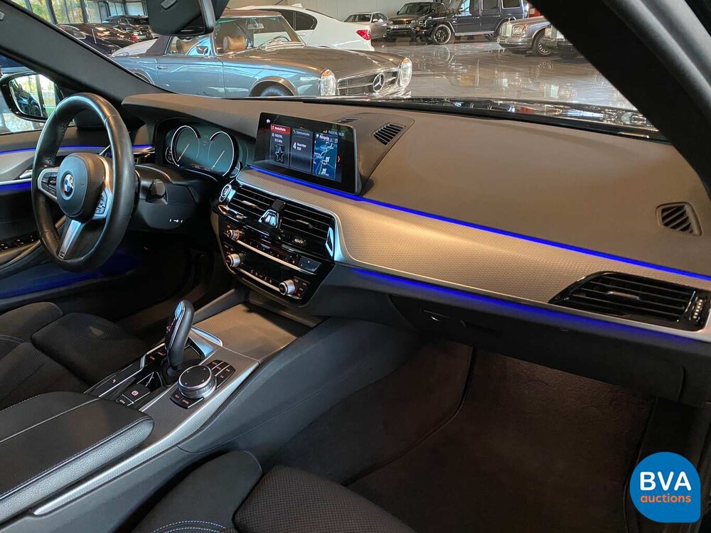 BMW 520i M-Sport Sedan 184hp 2018 -Org NL- 5-Series, SL-177-T.