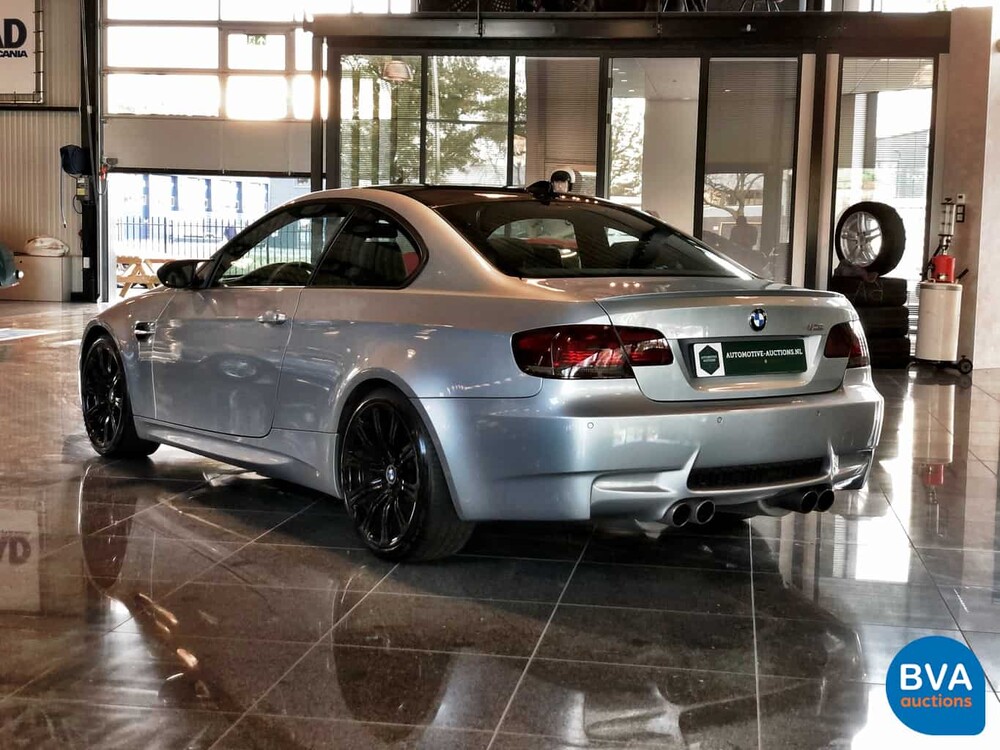 BMW M3 Coupé 4.0 V8 420 PS E92 2008 3er, RT-186-P.