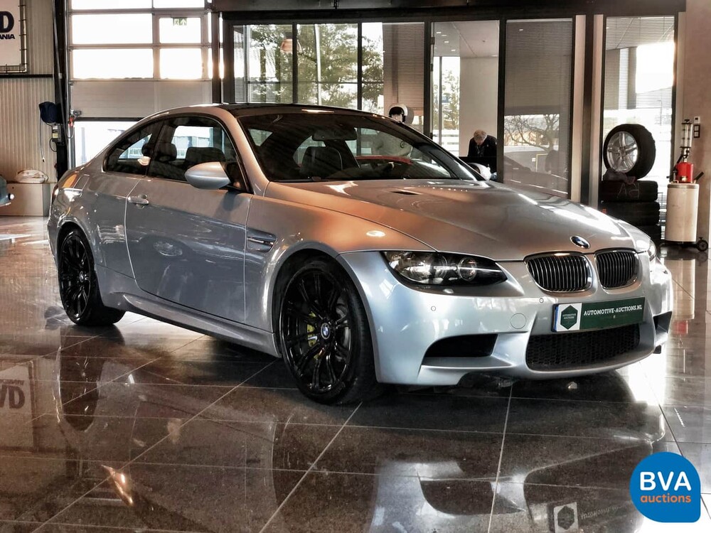 BMW M3 Coupé 4.0 V8 420 PS E92 2008 3er, RT-186-P.