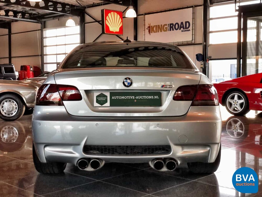 BMW M3 Coupé 4.0 V8 420 PS E92 2008 3er, RT-186-P.