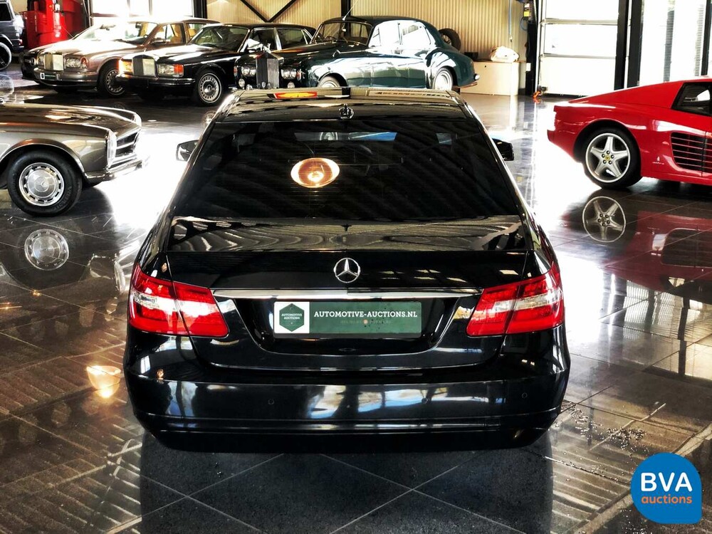 Mercedes-Benz E200 CDI Limousine 136hp 2010 E-Class, 00-SFF-6.