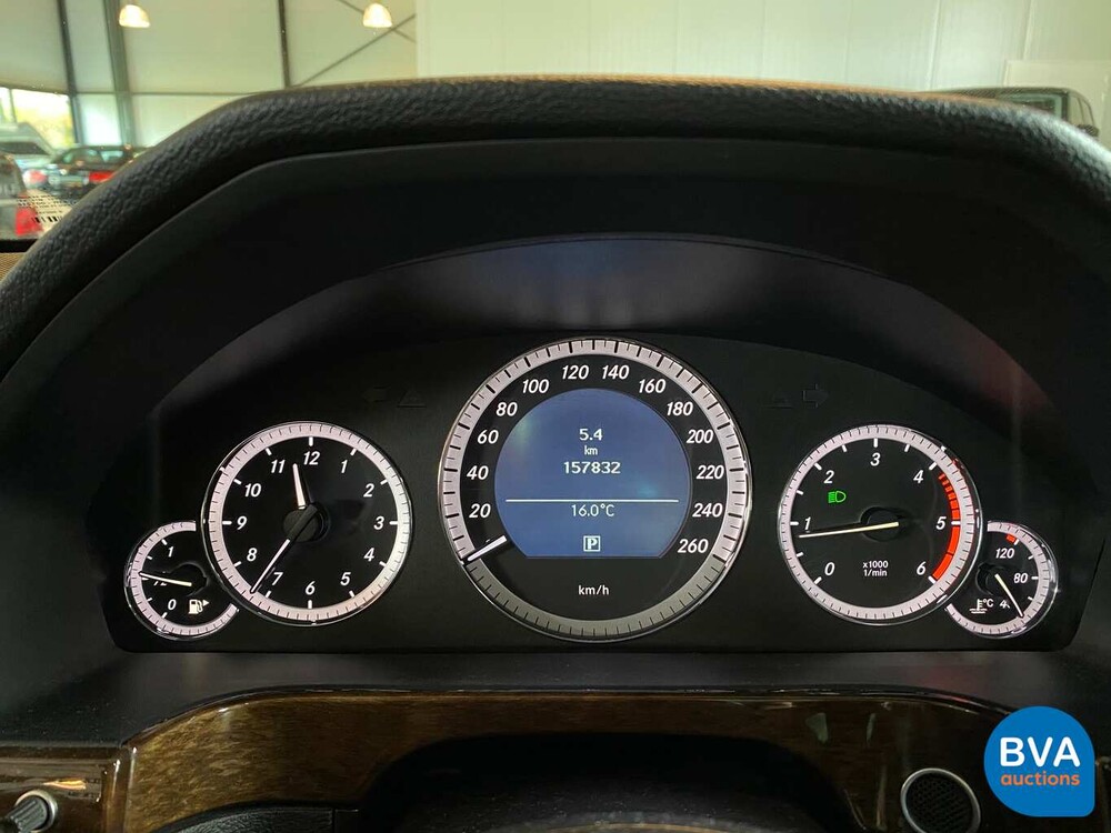 Mercedes-Benz E200 CDI Limousine 136hp 2010 E-Class, 00-SFF-6.