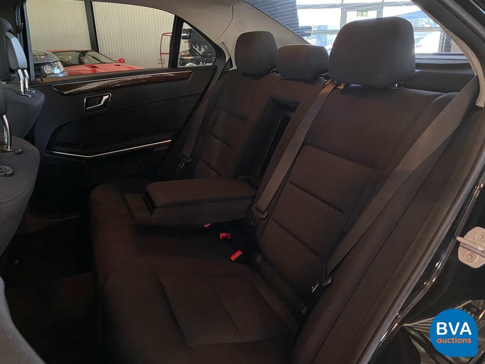 Mercedes-Benz E200 CDI Limousine 136hp 2010 E-Class, 00-SFF-6.