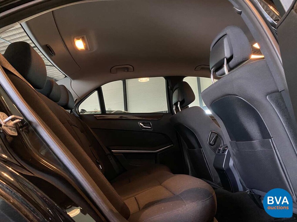 Mercedes-Benz E200 CDI Limousine 136hp 2010 E-Class, 00-SFF-6.