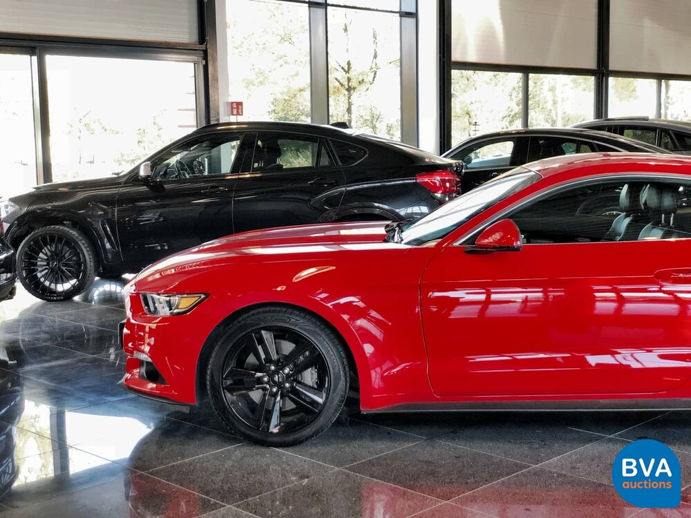 Ford Mustang Fastback 2017 317 PS Original NL, HX-353-B.