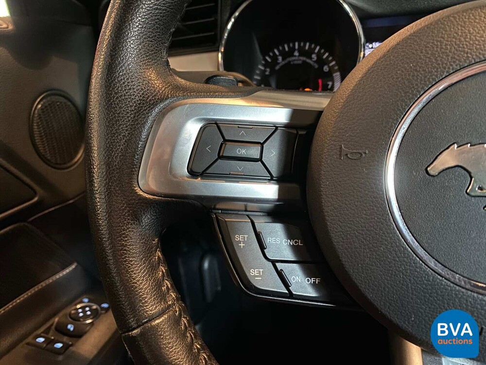 Ford Mustang Fastback 2017 317 PS Original NL, HX-353-B.