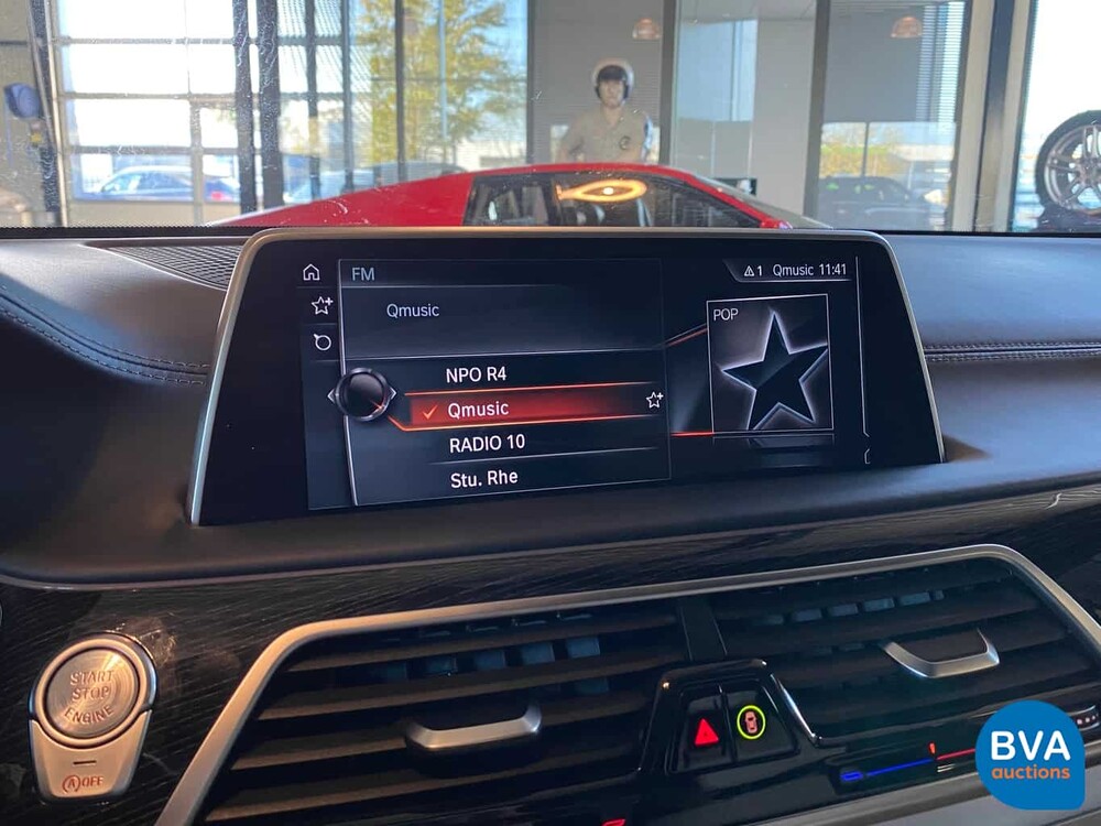 BMW 750i M-Sport V8 449 PS 2016 Neues Modell 7er, SF-076-R.